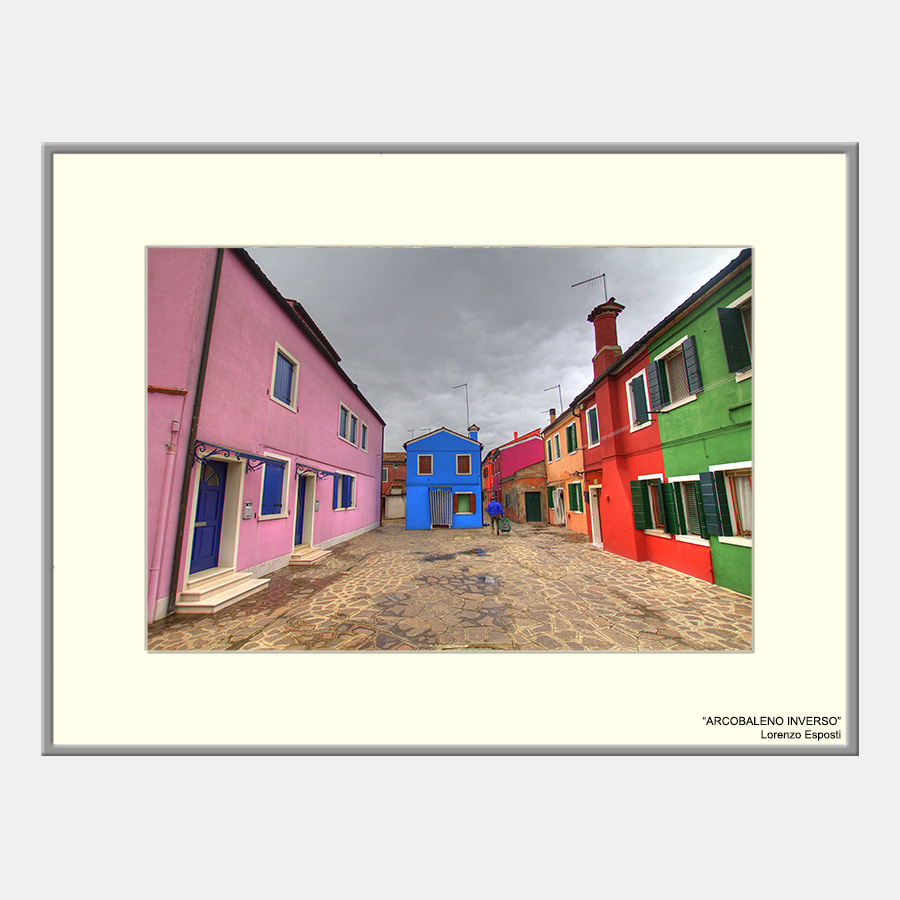 Arcobaleno_inverso.jpg